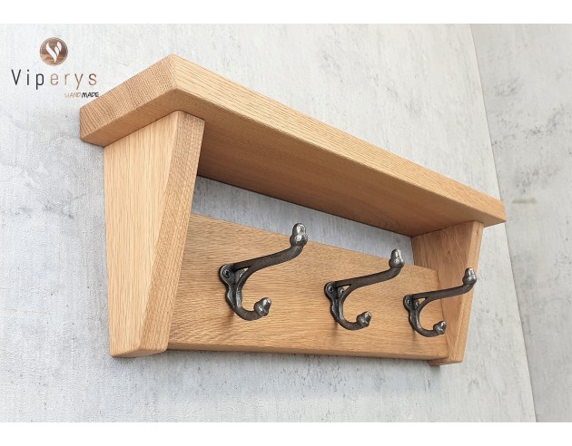 Porte-manteau mural en chêne avec tablette et côtés