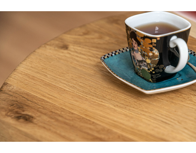 Runder Couchtisch aus Eiche Runder Couchtisch aus Eiche