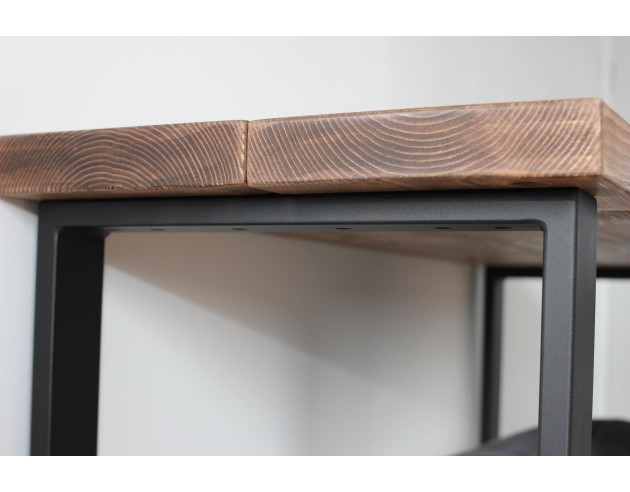 Bureau à bord naturel en épicéa – piètement loft
