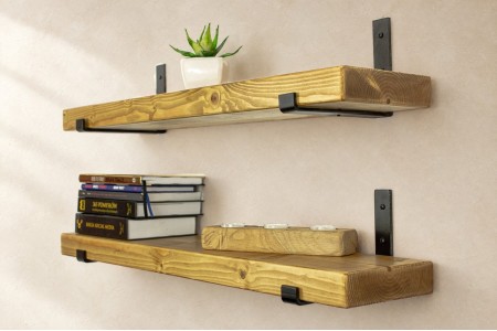 Rustic shelf with inverted metal brackets 17 cm x 4,5 cm