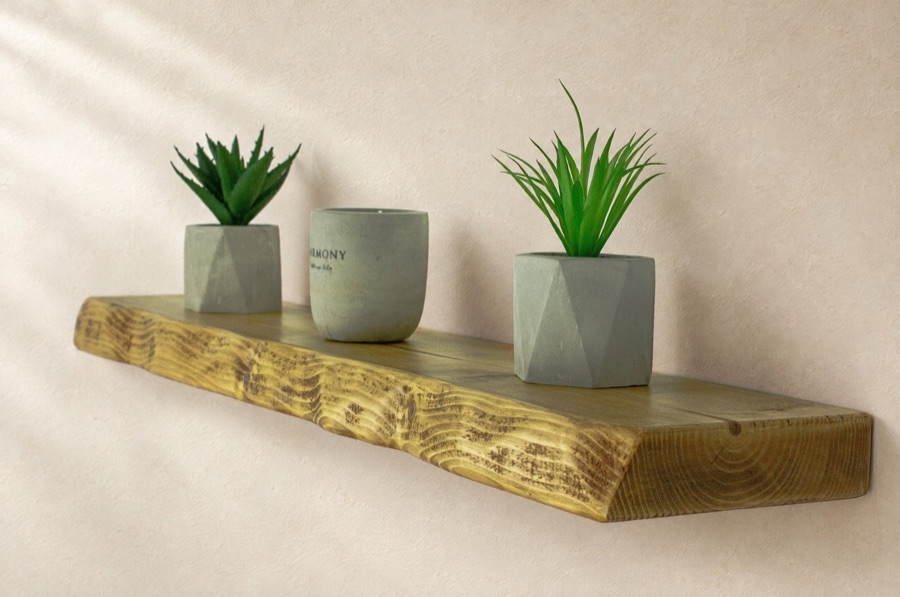 Live edge shelf 17 cm